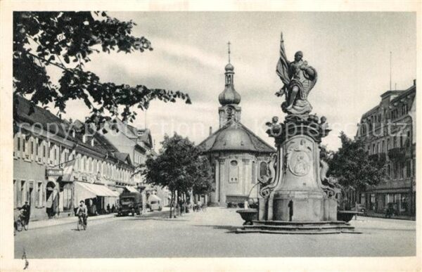 Rastatt Kaiserstrasse mit Kirche und Bernhardus