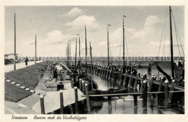 Stavoren Haven met de Vischstijgers