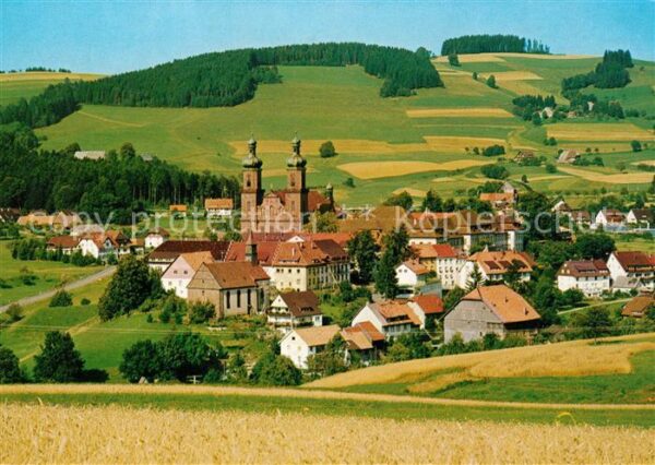 St Peter Schwarzwald Ortsansicht mit Kirche Landschaftspanor