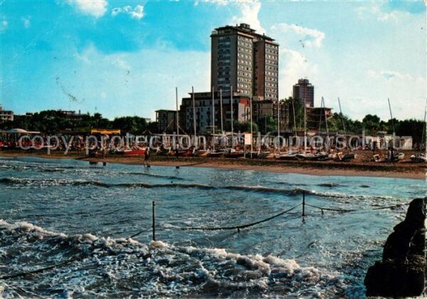 Milano Marittima Blick zum Strand Hotel Hochhaus