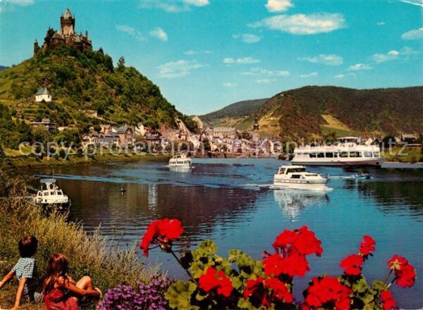 Cochem Mosel Blick von Sehl Reichsburg Motorboot Aus