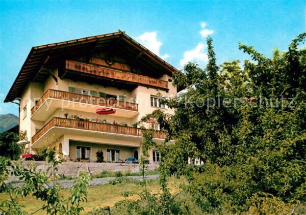 Dorf Tirol Garni Hotel Stricker