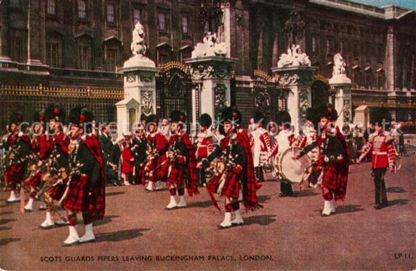 Leibgarde Wache Scots Guards Pipers Buckingham Palace L
