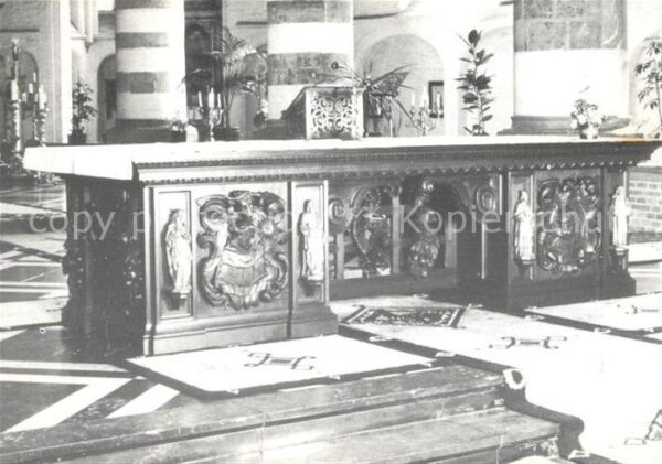 Oirschot Parochiekerk Sankt Petrus Offertafel