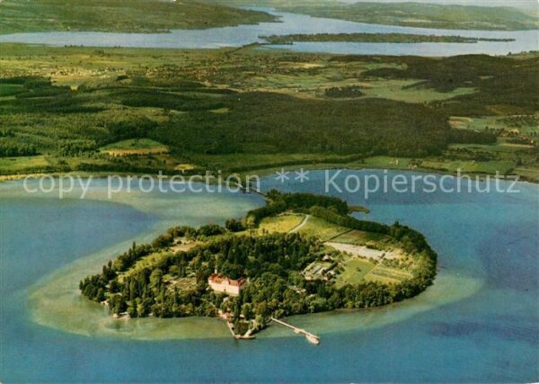 Insel Mainau im Hintergrund Insel Reichenau im Unter