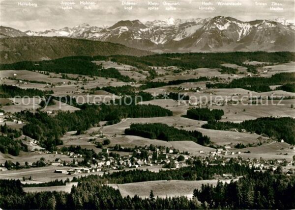 Weiler Allgaeu Fliegeraufnahme Bregenzerwald Berge