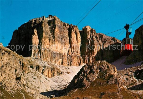 Seilbahn Funivia Cima Pordoi Dolomiti