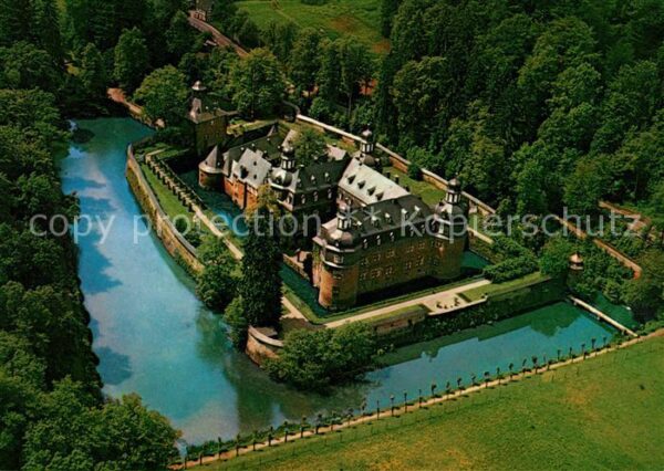 Friesenhagen Schloss Crottorf Fliegeraufnahme