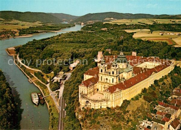 Melk Donau Fliegeraufnahme Kloster