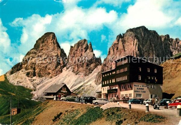 Sassolungo Langkofel Rifugio Maria Flora al Passodi Sella