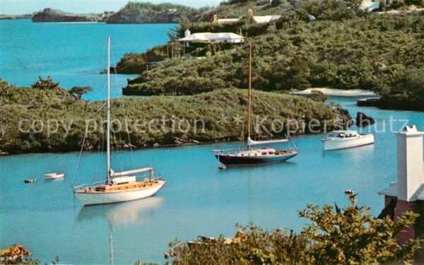 Bermuda Boats at the coast