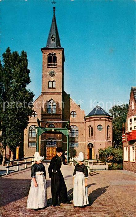 Volendam Trachten Kirche