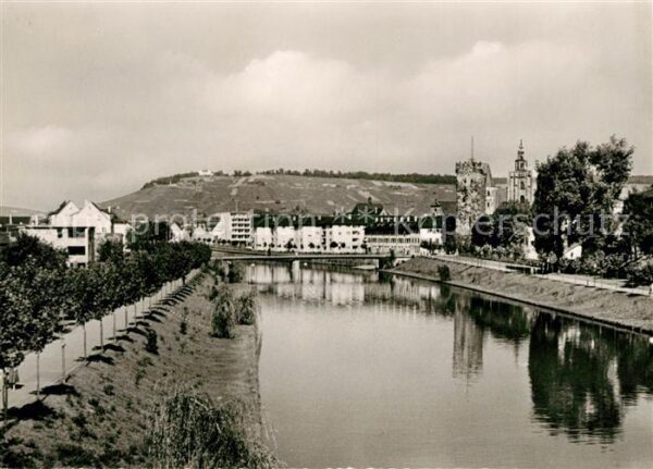 Heilbronn Neckar mit Götzenturm Neckarpartie