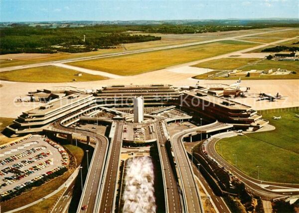 Flughafen Airport Aeroporto Köln Bonn Fluggast-Abfertigungsgebäude