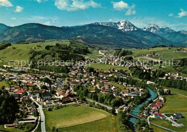 Siegsdorf Oberbayern Fliegeraufnahme mit Hochfelln und Hochg