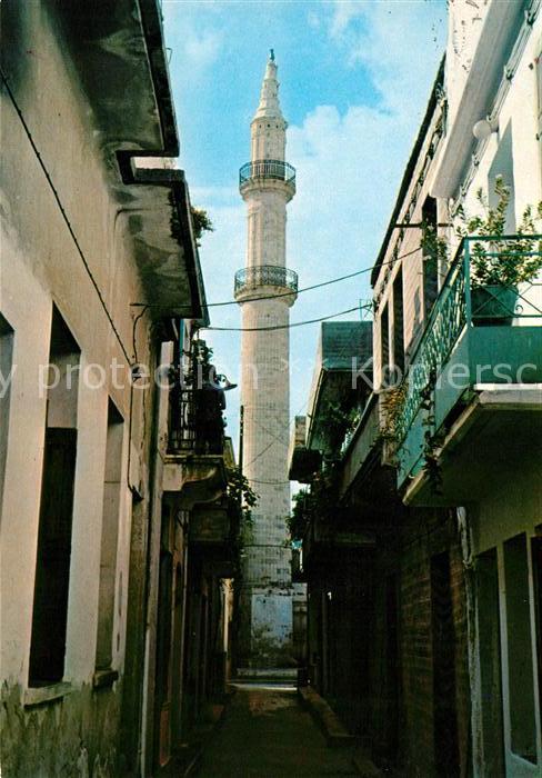 Rethymnon Kreta Malerische Strasse und Nerandze Moschee