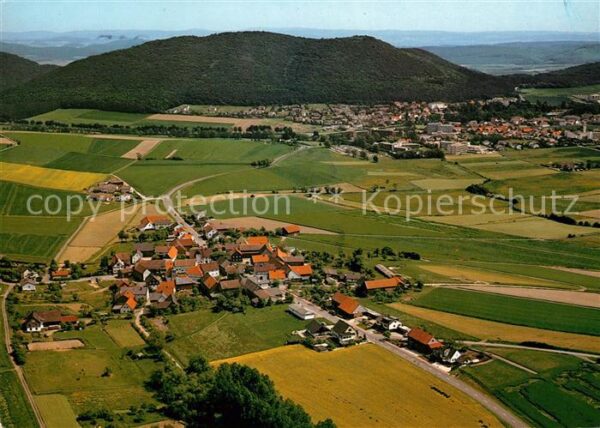 Albertshausen Waldeck mit Blick auf Reinhardshausen Fliegerau