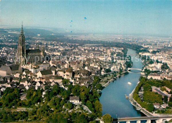 Ulm Donau Stadtpanorama mit Münster Höchster Kirc