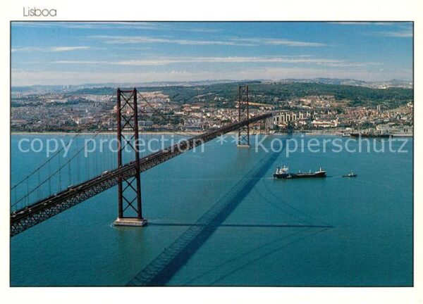 Lisboa Brücke über den Tejo Schiff Fliegeraufn
