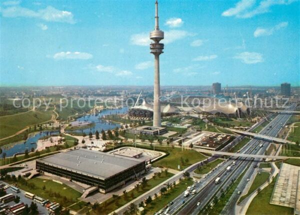 Muenchen Olympiapark Olympiaturm Schwimm und Spo