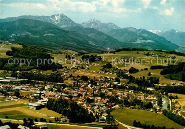 Siegsdorf Oberbayern Fliegeraufnahme mit Hochfelln und Hochg