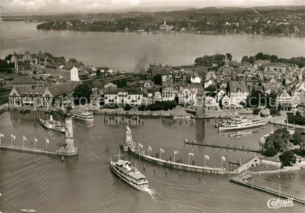 Motorschiffe Lindau Bodensee Hafen Fliegeraufnahme