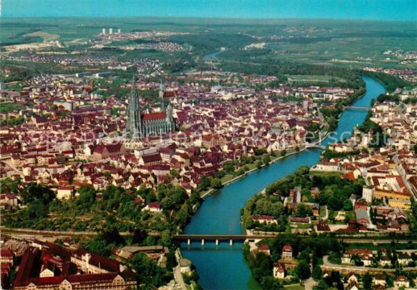 Ulm Donau Stadtbild mit Ulmer Münster Fliegeraufn
