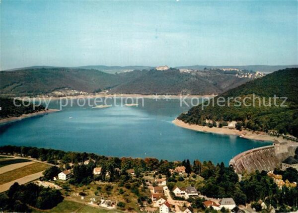 Edersee Fliegeraufnahme mit Sperrmauer und Schl