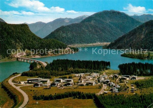 Fall Bad Toelz Sylvensteinstausee Bayerische Alpen Fli