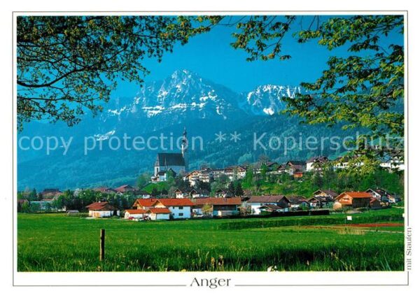 Anger Chiemgau Gesamtansicht mit Alpenpanorama