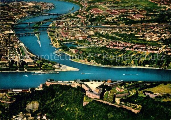 Koblenz Rhein Moselmündung mit Deutschem Eck und Fest