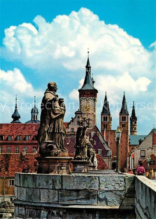 Wuerzburg Alte Mainbrücke mit Dom und Rathaus