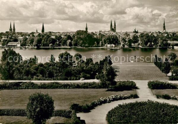 Luebeck Blick von Osten über die Wakenitz