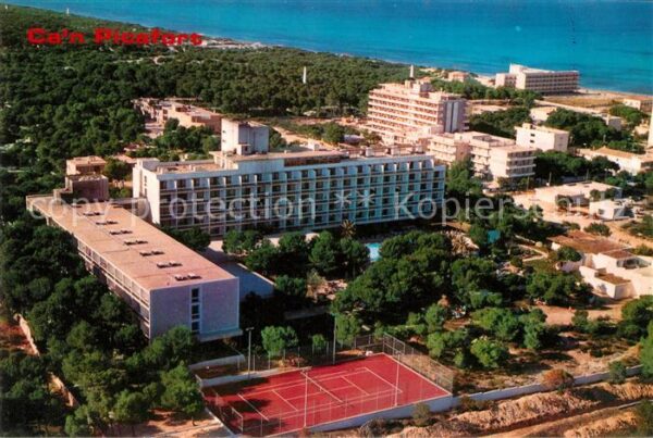 Can Picafort Mallorca Hotelanlagen Tennisplatz Fliegeraufnahm
