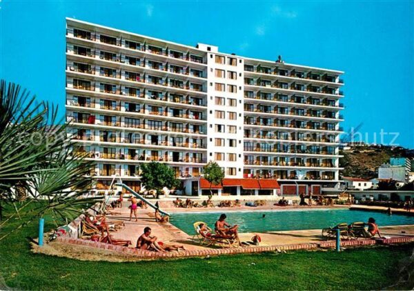 Benidorm Aparthotel Bermudas Swimming Pool