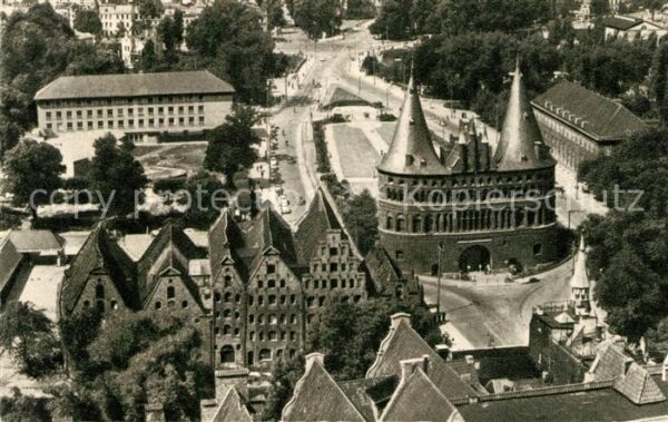 Luebeck Sankt Petri Kirche Holstentor Salzspeic