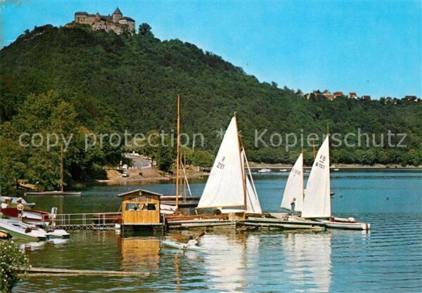 Waldeck Edersee Schloss Bootsanleger Segelboote
