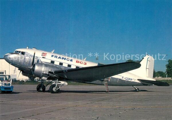Flugzeuge Zivil France DC-3 F-GDPP c/n 9172