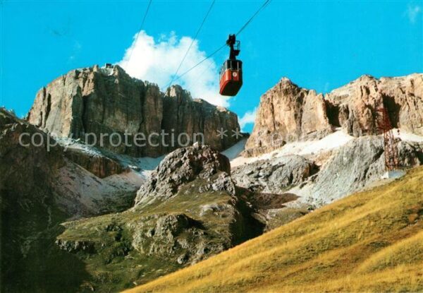 Seilbahn Funivia Sass Pordoi Dolomiti Passo Pord