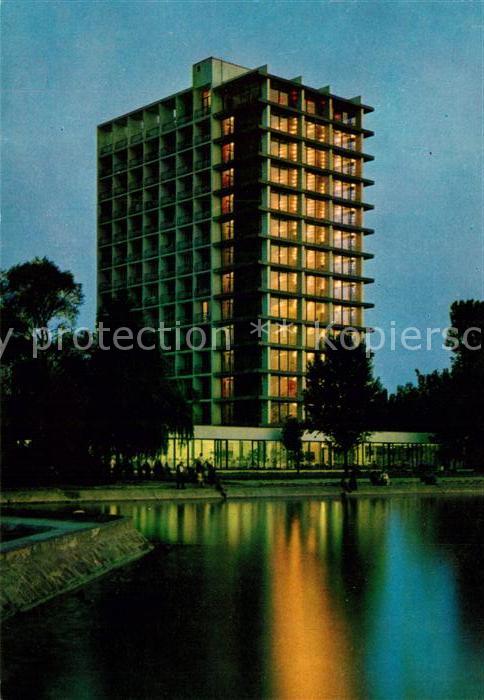 Siofok Europa Szallo Hotel Nachtaufnahme