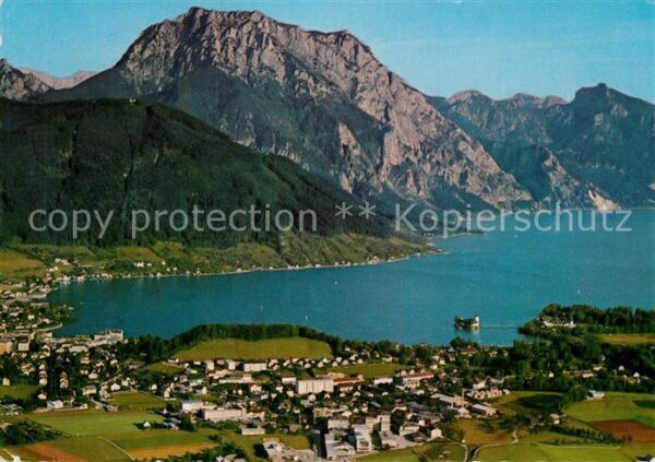 Gmunden Salzkammergut Fliegeraufnahme mit Traunsee Grünberg T