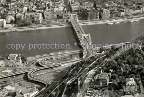 Budapest Fliegeraufnahme mit der Elisabethbrücke