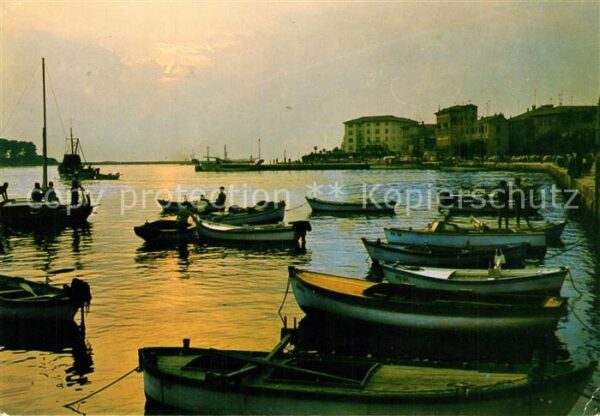 Porec Boote im Hafen