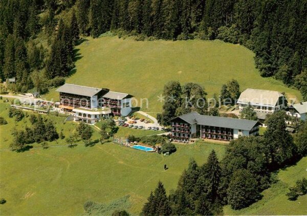 Berg Drautal Fliegeraufnahme Ferienhotel Glocknerhof