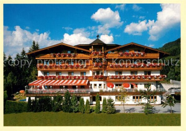Alpendorf St Johann Hotel Zinnkrügl
