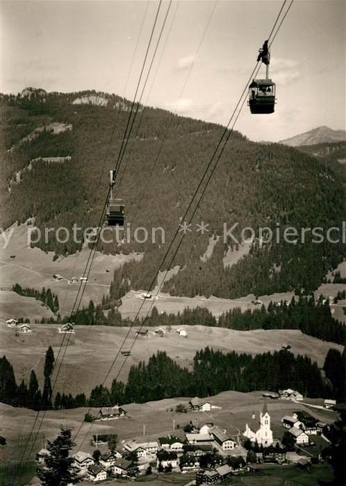 Riezlern Kleinwalsertal Vorarlberg Kanzelwand Bergbahn Blick ins Tal