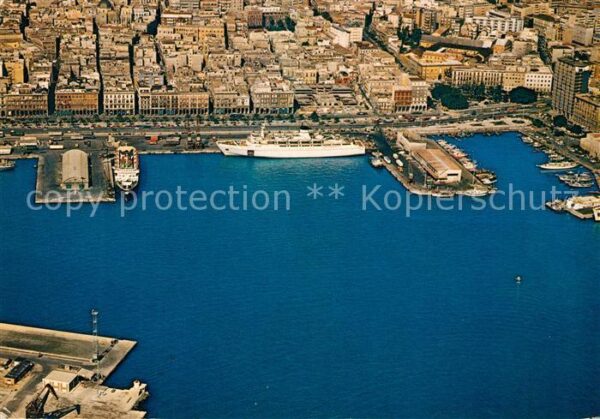 Cagliari Porto e Via Roma veduta aerea