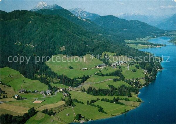 Weissensee Kaernten Blick über Naggl gegen Westen Alpenpano