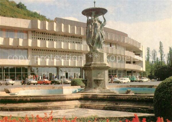 Gagra Platz Brunnen