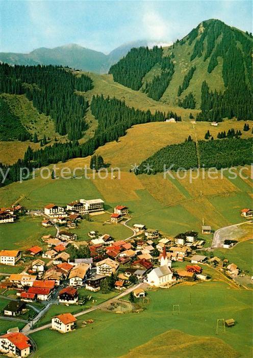 Berwang Tirol Alpenpanorama Fliegeraufnahme